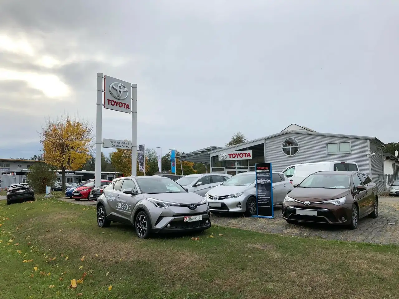 Toyota C-HR Lounge 2.0 Hybrid — Galerie du véhicule 22