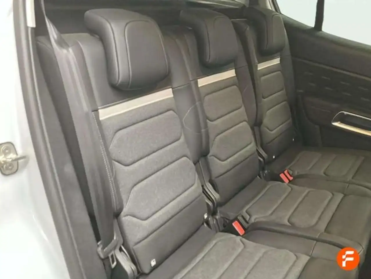 Citroen C5 Aircross HYBRID 100kW (136CV) e-DCS6 Max — معرض صور السيارة 12