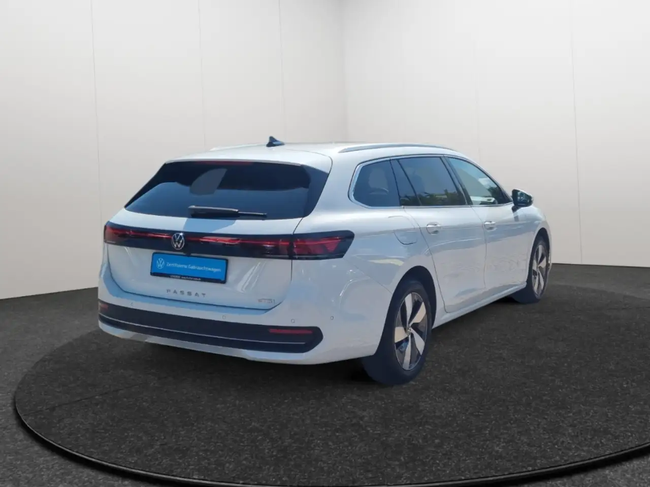 Volkswagen Passat Variant 1.5 eTSI DSG Business LED AHK Navi HUD Rear View A — معرض صور السيارة 6