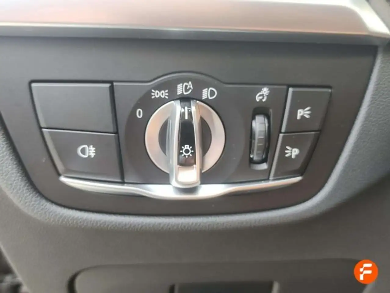 BMW X3 xDrive20d xLine — معرض صور السيارة 21
