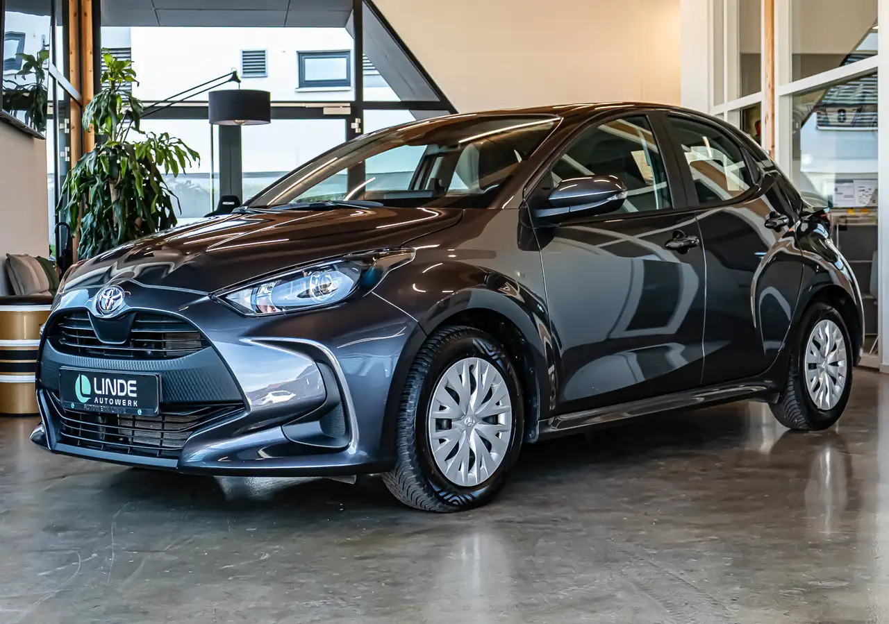 Toyota Yaris Comfort BI-XENON | KLIMA | R.KAMERA | SHZ — Kusterdingen
