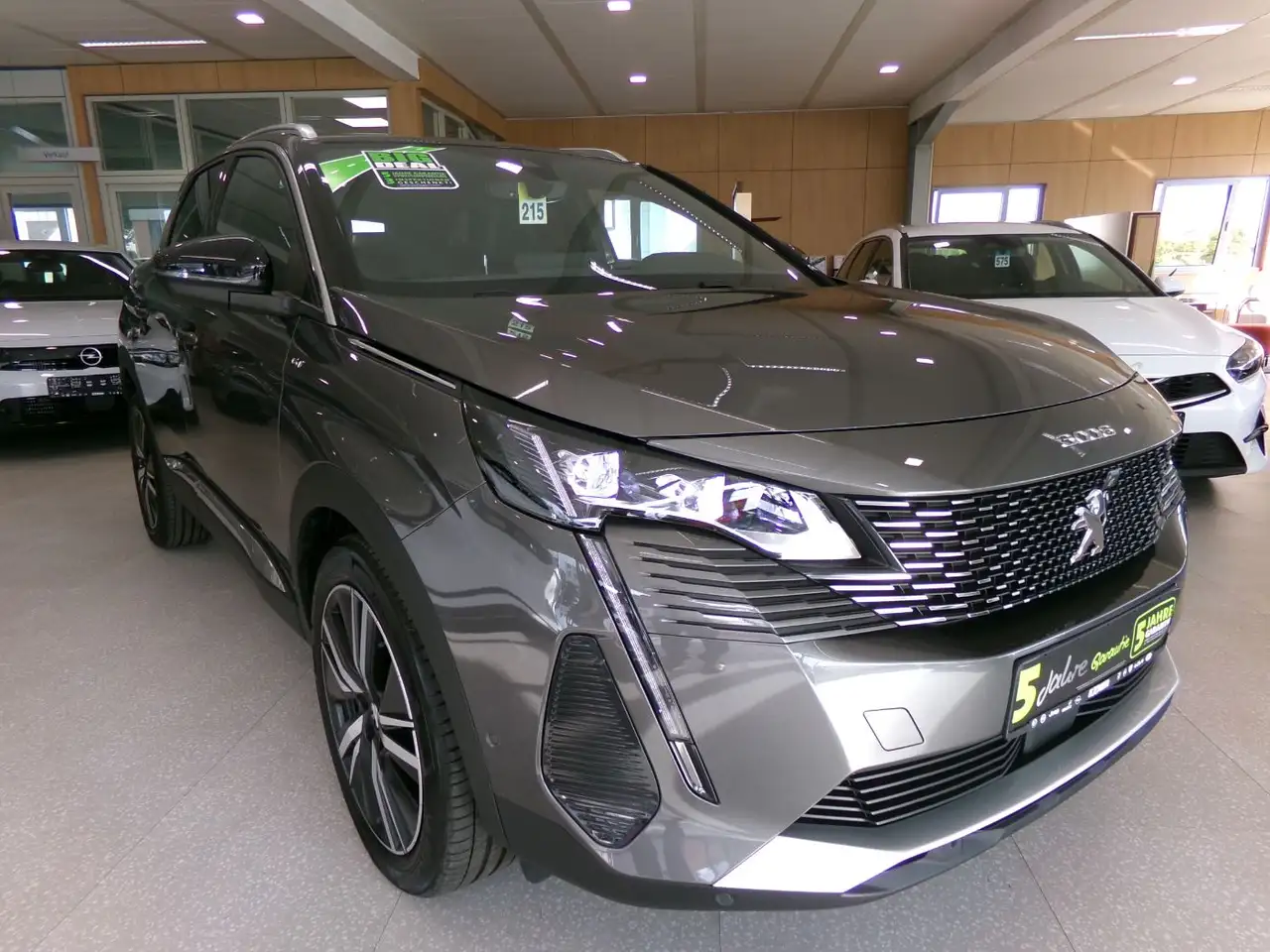 Peugeot 3008 1.2 Hybrid 136 GT ACC+LED+Navi+SHZ+2xKlima — Galería del vehículo 10