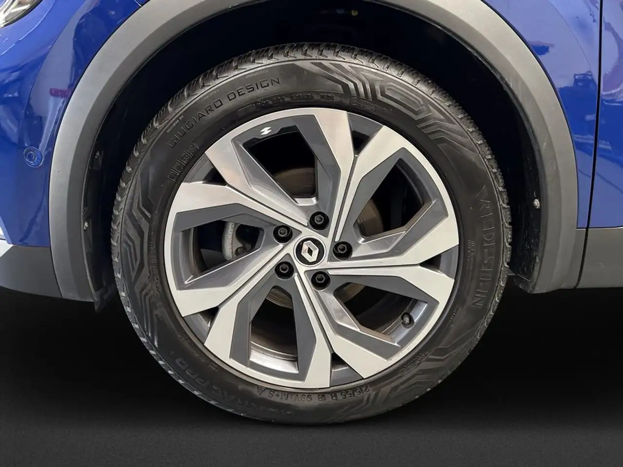 Renault Captur II 1.3 TCe 160 Mild-Hybrid R.S. Line — معرض صور السيارة 8