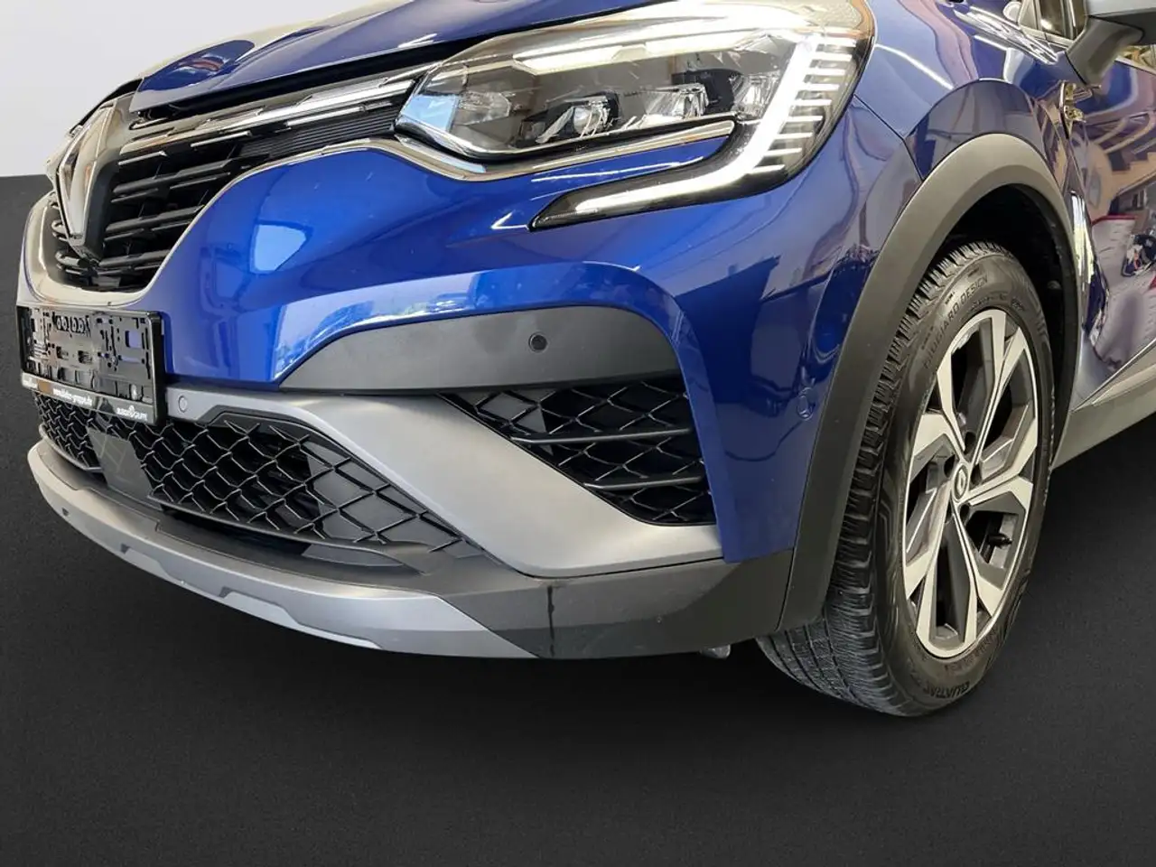 Renault Captur II 1.3 TCe 160 Mild-Hybrid R.S. Line — معرض صور السيارة 9