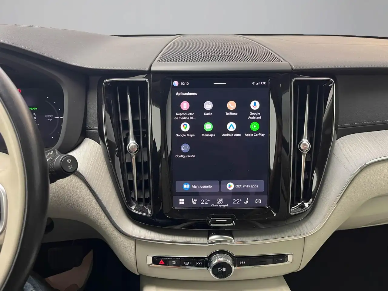 Volvo XC60 2.0 T6 AWD Recharge Ultra Dark Auto — Vehicle gallery 13
