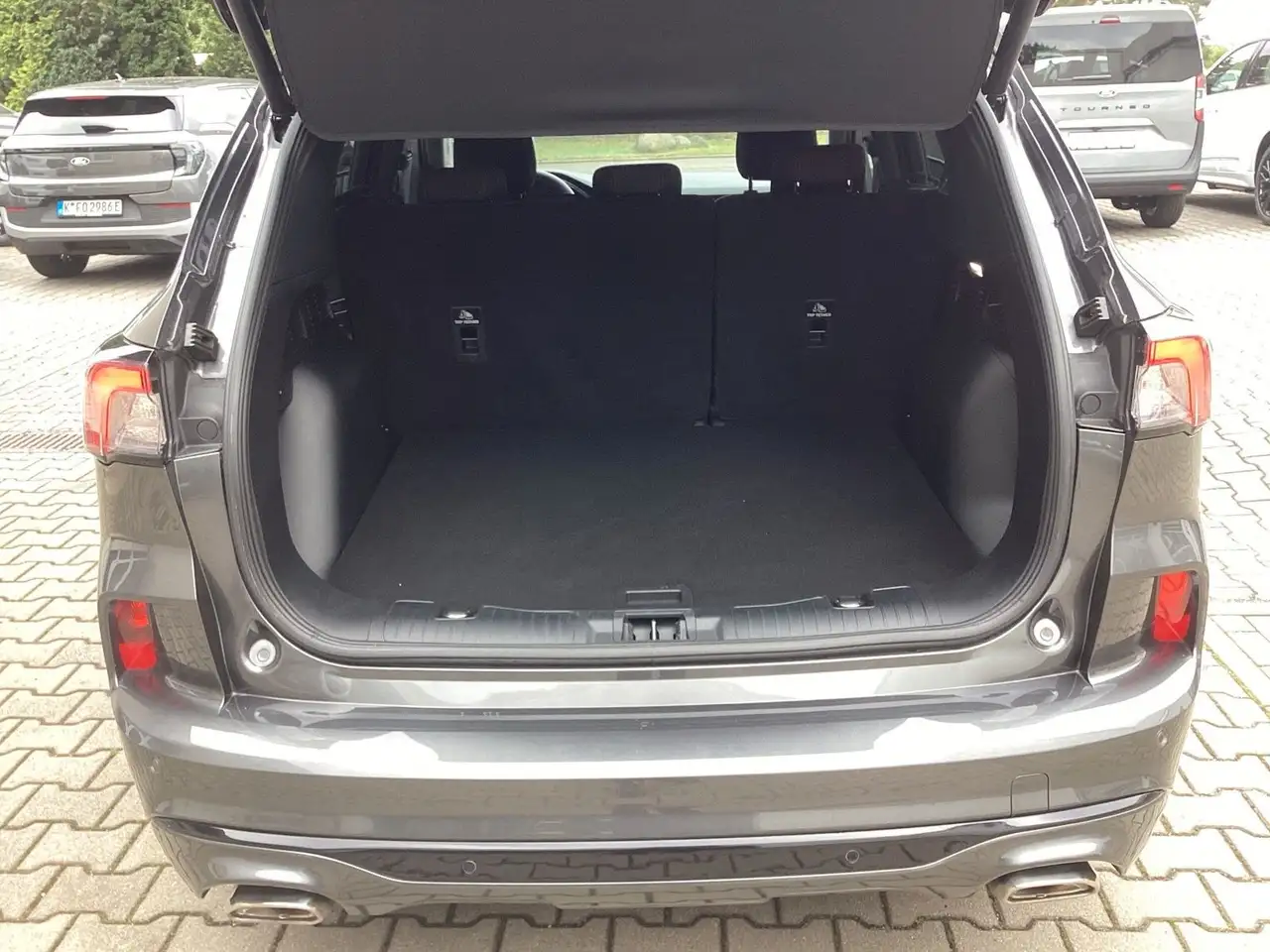 Ford Kuga ST-Line — Vehicle gallery 11