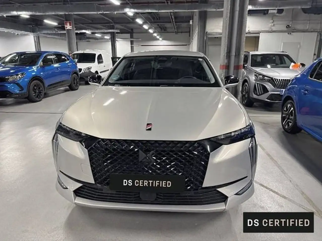 DS Automobiles DS 4 1.2 PureTech Performance Line Aut. 130 — Galerie du véhicule 2