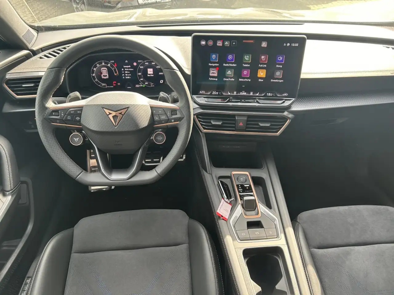 CUPRA Formentor 1.5 eTSI /Matrix LED /Reserverad /Navi Klima Navi — Galería del vehículo 9