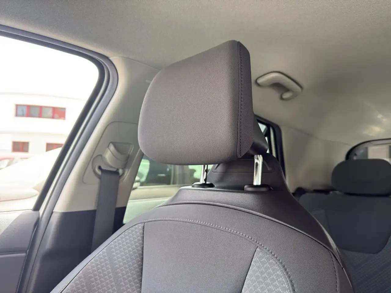 Kia Niro 1.6 GDi PHEV 126kW (171CV) Drive — معرض صور السيارة 33