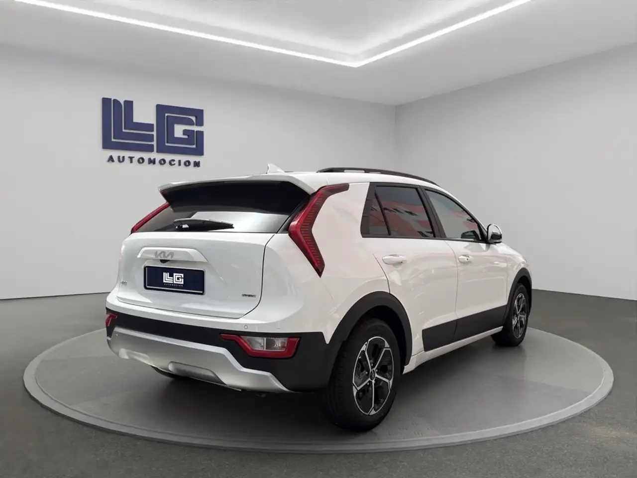 Kia Niro 1.6 GDi PHEV 126kW (171CV) Drive — معرض صور السيارة 7