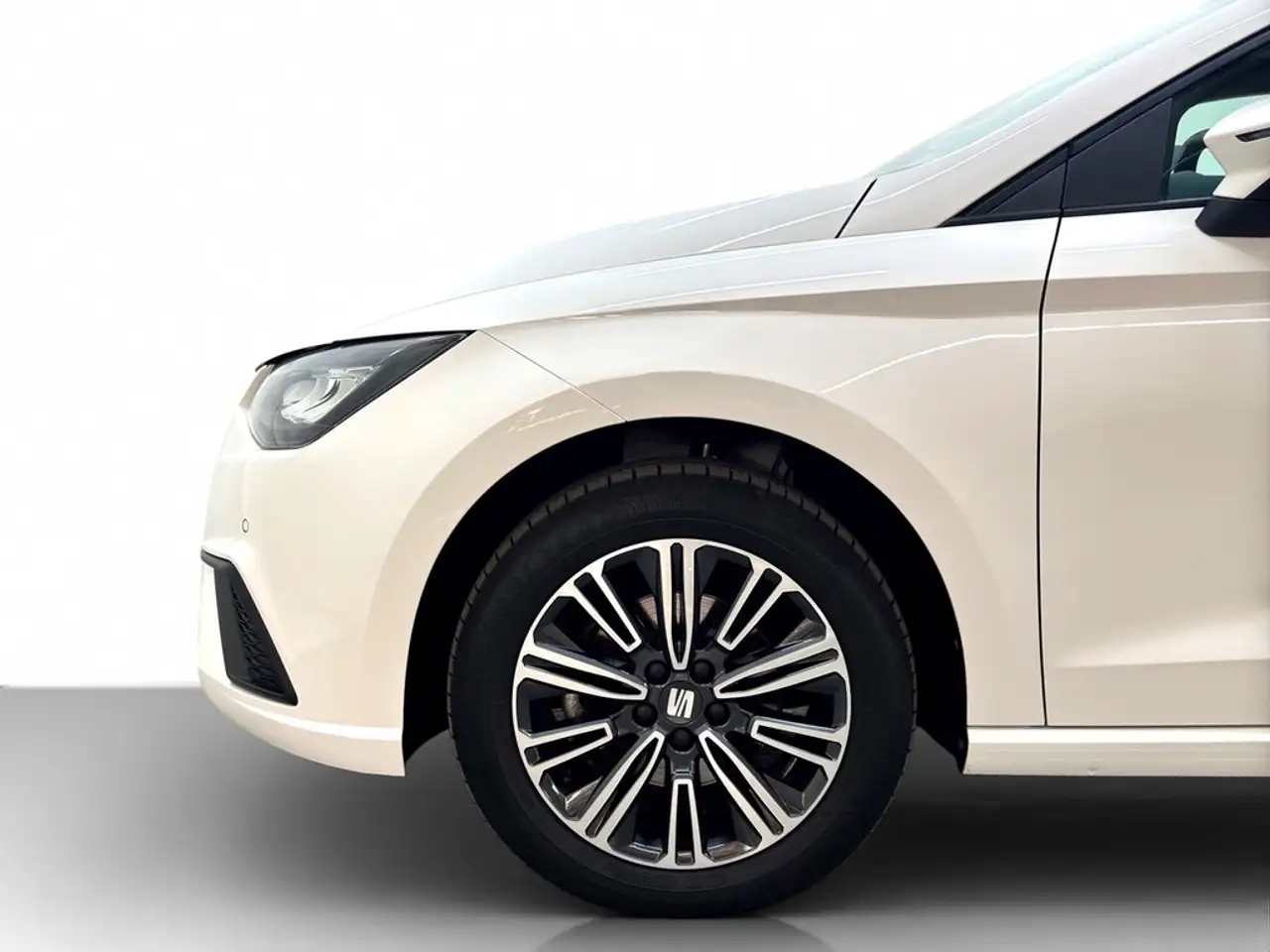 SEAT Ibiza 1.0 TSI Style LED*VIRTUAL*CARPLAY*TEMP*PDC*KAME... — Galería del vehículo 23