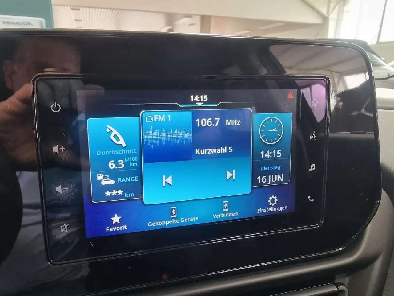 Suzuki S-Cross Comfort AllGrip 4x4 Hybrid Keyless PDC Kamera LED — Vehicle gallery 21