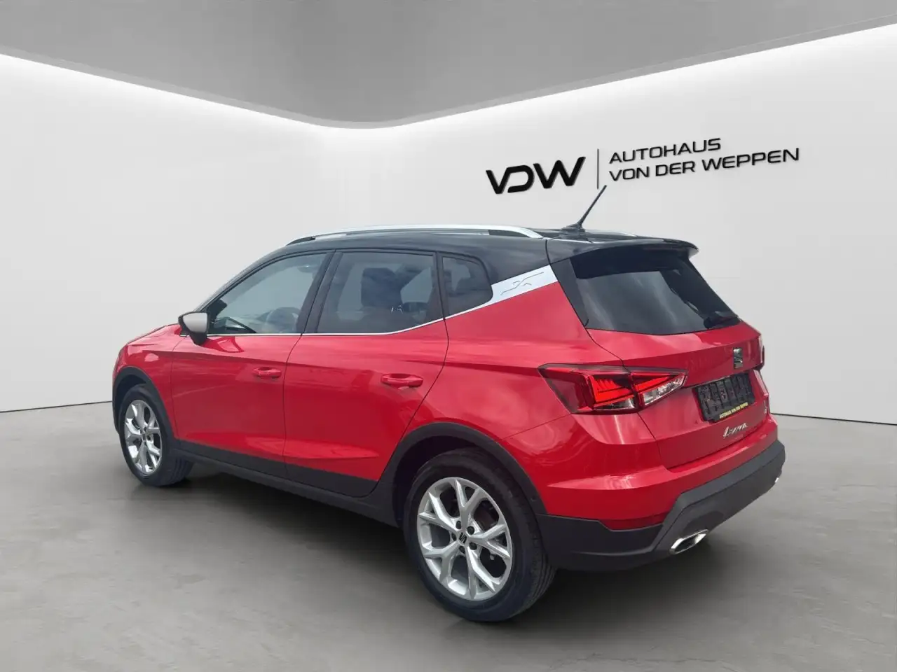 SEAT Arona FR 1.0 TSI SHZ LED Full Link Klima Navi — Galería del vehículo 7