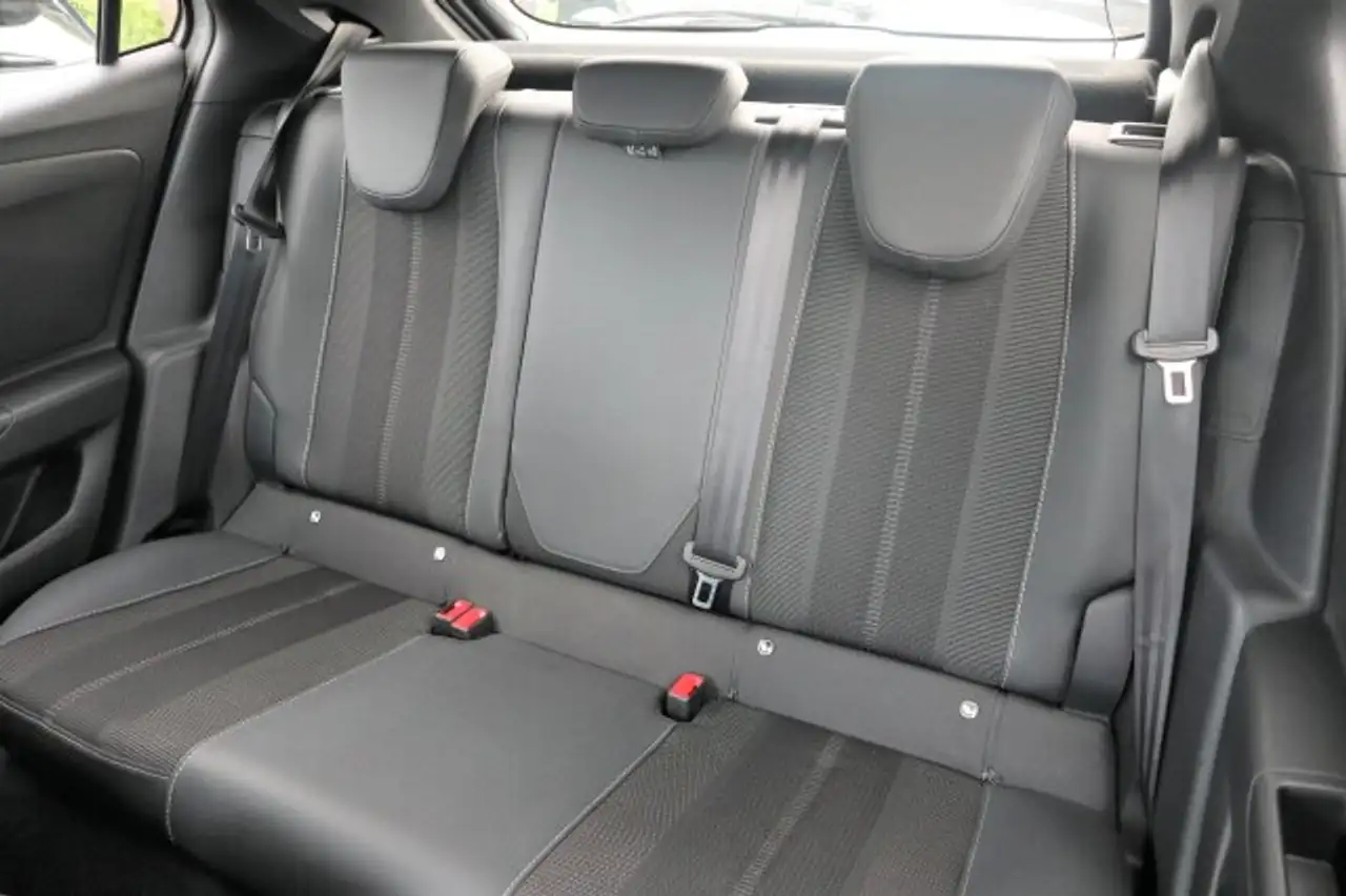 Opel Mokka Mokka GS / VIP BLITZ - Deal ! / NEU € 30.000,- — Galería del vehículo 22