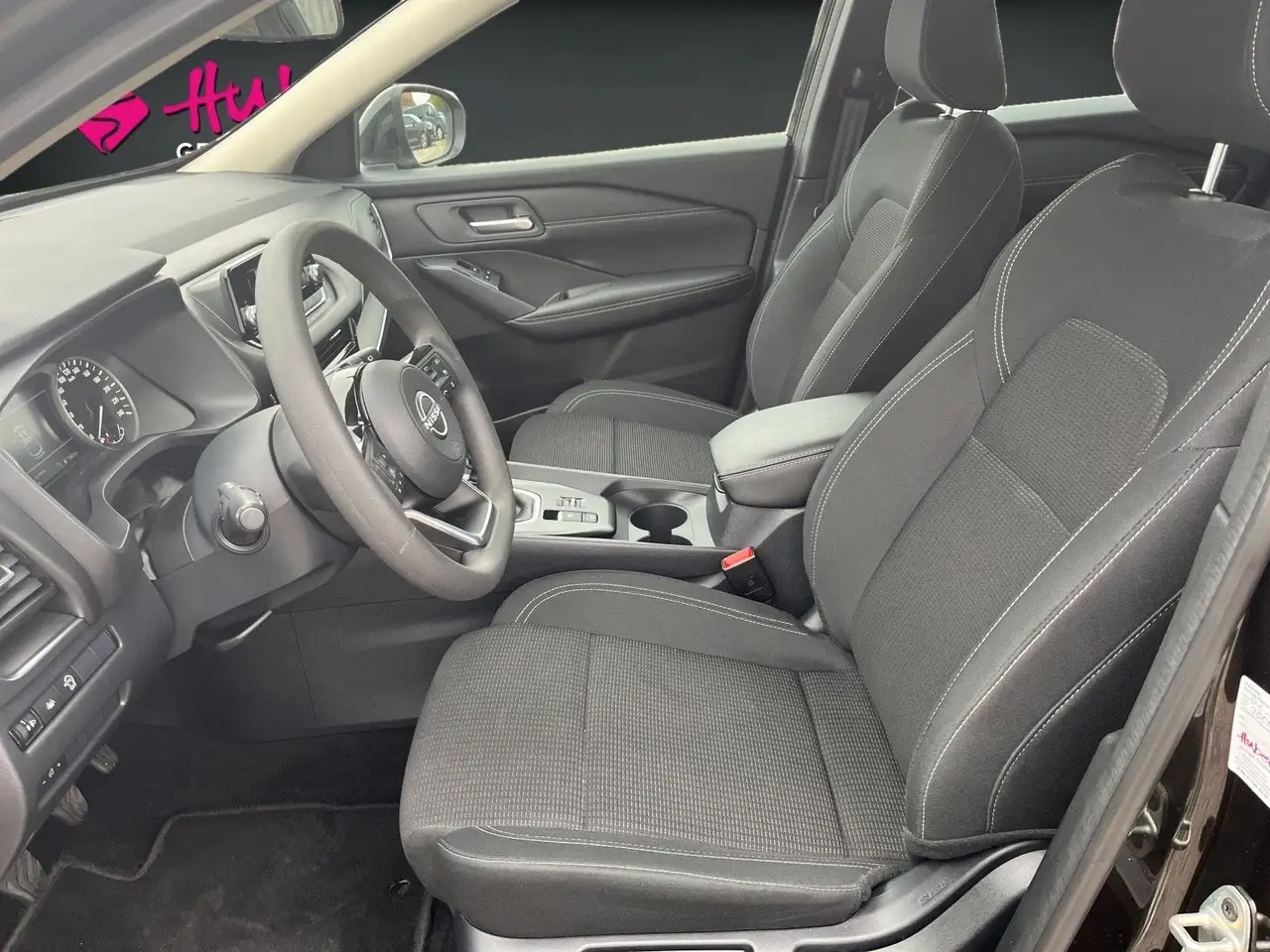 Nissan Qashqai VISIA 140 PS ( * FERNLICHT-ASSISTENT * ) — Vehicle gallery 16