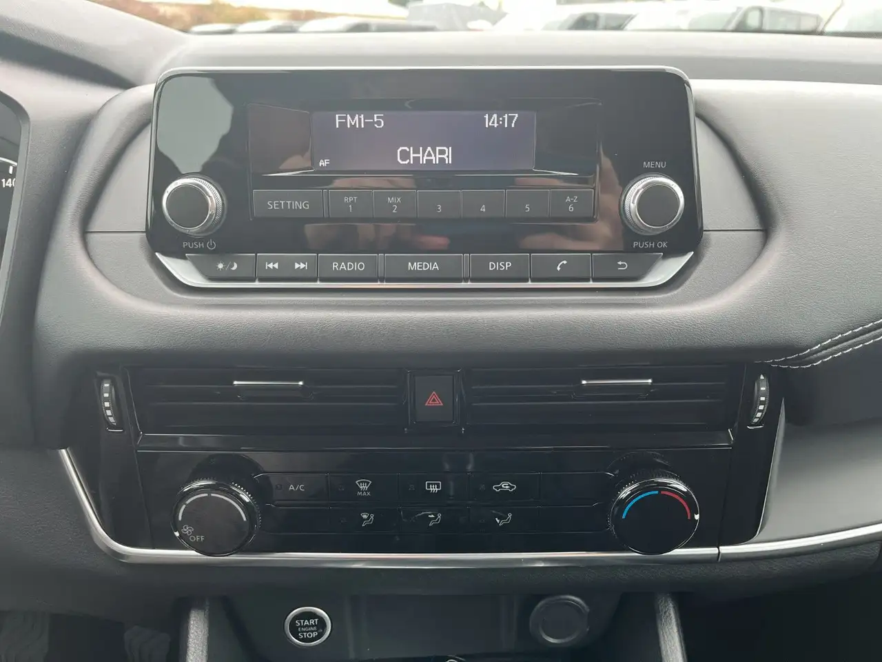 Nissan Qashqai VISIA 140 PS ( * FERNLICHT-ASSISTENT * ) — Vehicle gallery 17