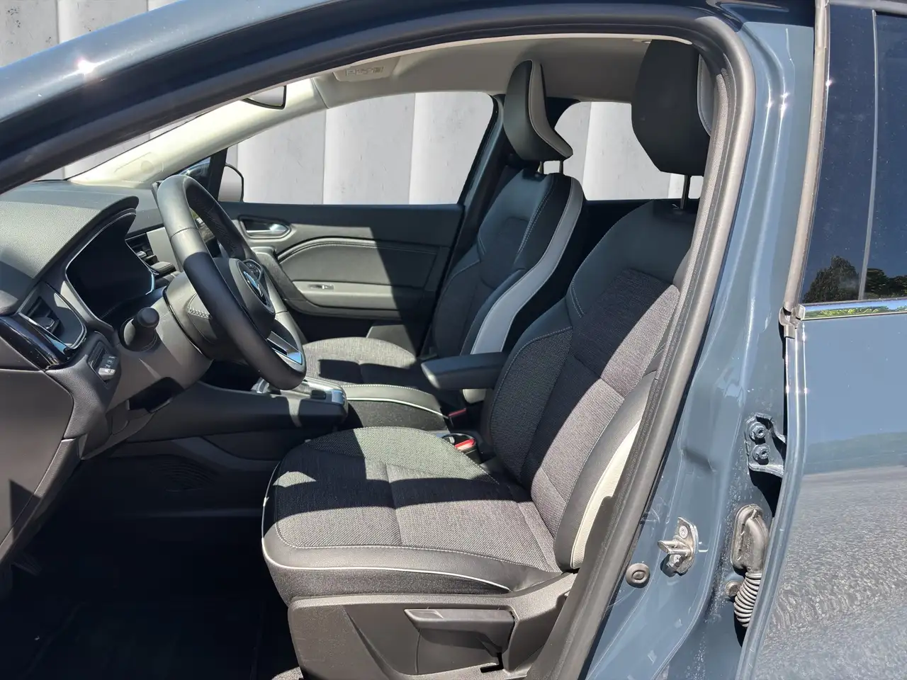 Mitsubishi ASX Intro Edition Plug-in-Hybrid — Galería del vehículo 10