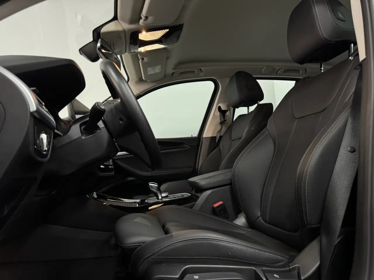 BMW X3 xDrive 30e xLine — Vehicle gallery 24
