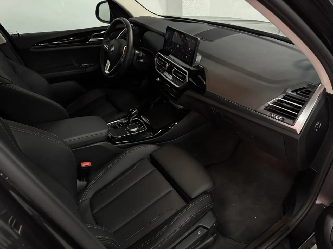 BMW X3 xDrive 30e xLine — Vehicle gallery 38