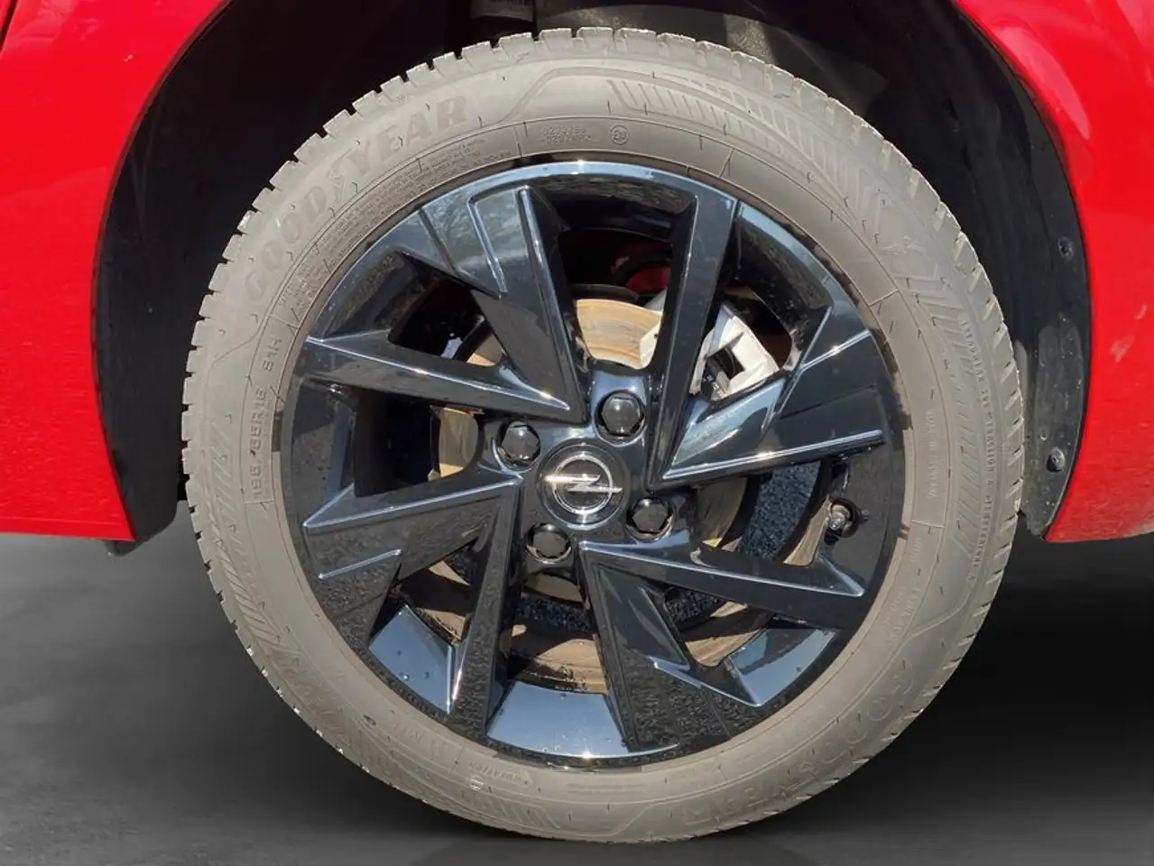 Opel Corsa 1.2 Direct Injection Turbo Automatik GS NAVI — معرض صور السيارة 22