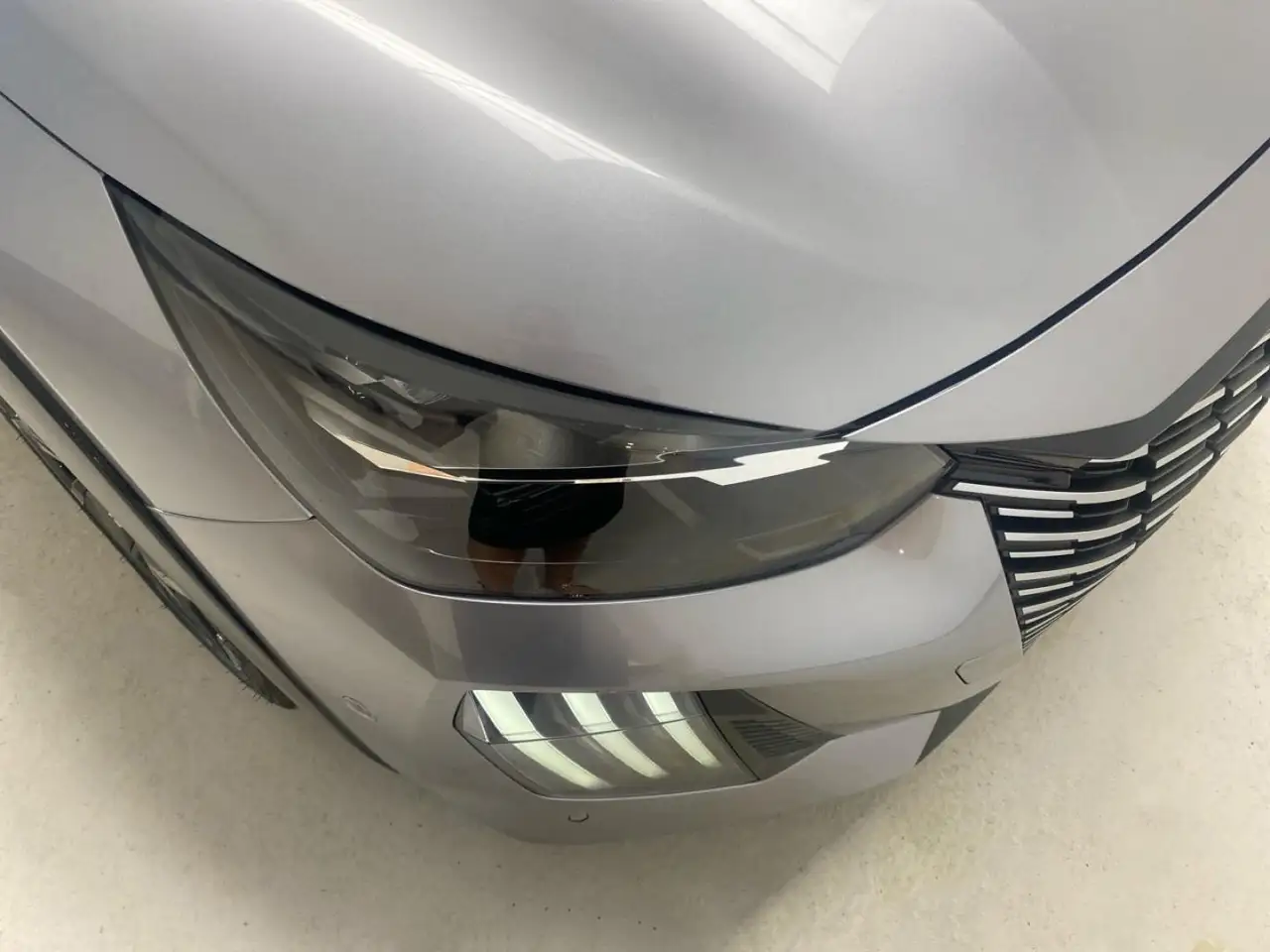 Peugeot 208 GT Puretech 100 — معرض صور السيارة 10