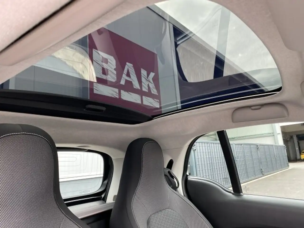 smart forTwo smart EQ fortwo Exclusive LED Panorama Kamera... — معرض صور السيارة 19