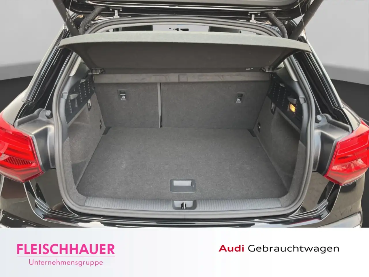 Audi Q2 35 TFSI advanced 1.5 DSG+SHZ+KLIMAAUT+LED — Vehicle gallery 7