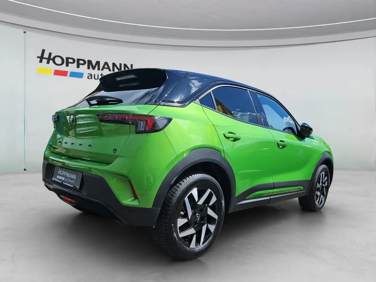 Opel Mokka-E Electric GS*NAVI*CAR PLAY*SHZ*WÄRMEPUMPE — معرض صور السيارة 4