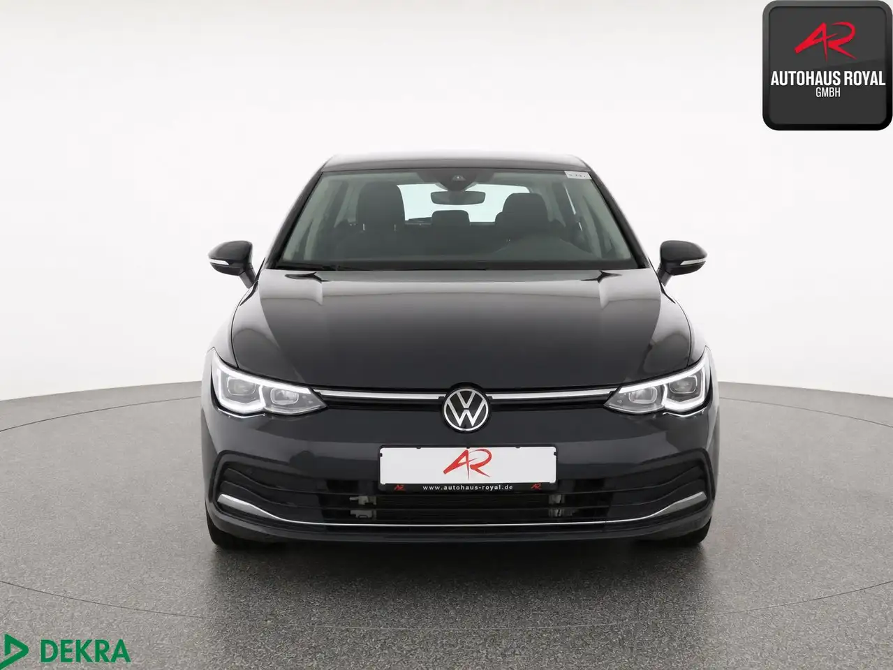 Volkswagen Golf VIII 2.0 TSI STYLE MASSAGE,MEMORY,ACC,1.HD — Galerie du véhicule 8