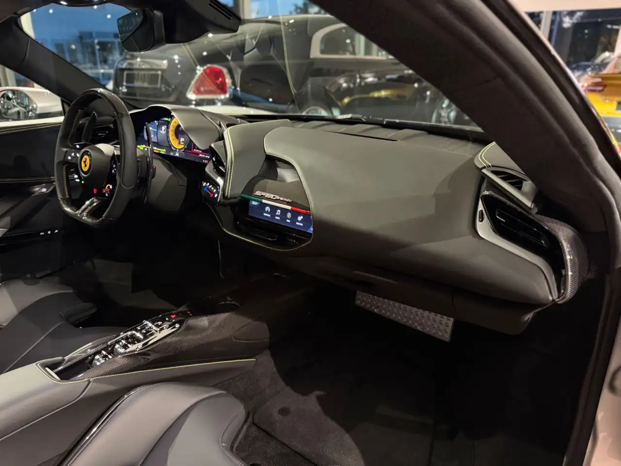 Ferrari Sonstige SF90 FULL-CARBON/LIFT/JBL/ — Vehicle gallery 25