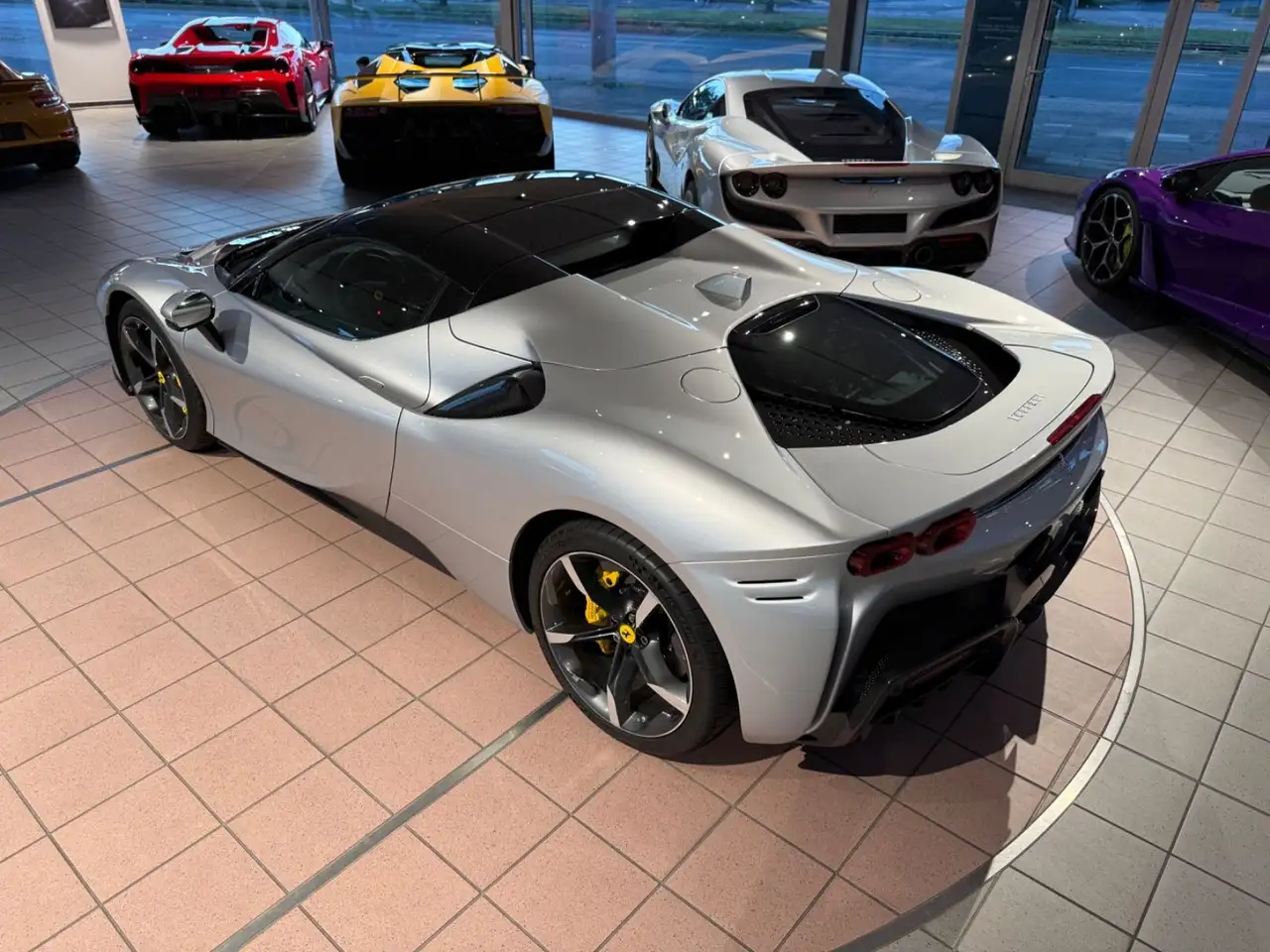 Ferrari Sonstige SF90 FULL-CARBON/LIFT/JBL/ — Vehicle gallery 7