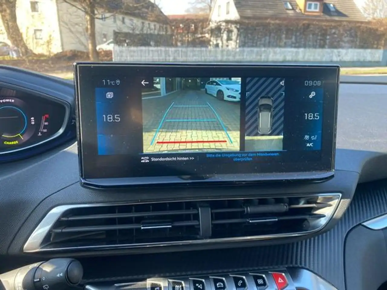 Peugeot 3008 Active Pack 1.2 Hybrid 136 — Vehicle gallery 13