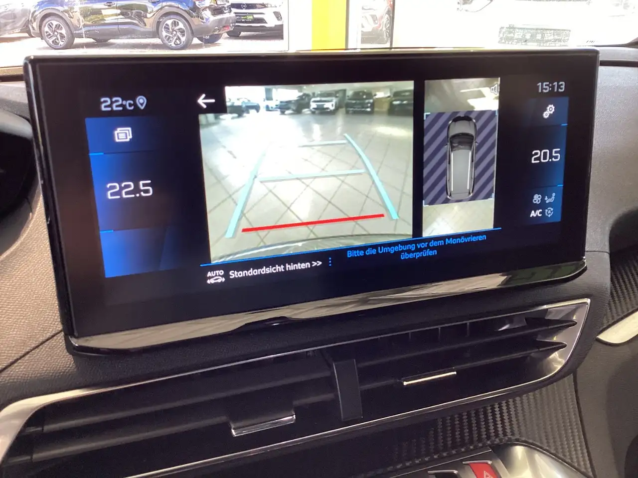 Peugeot 5008 1.2 PureTech 130 ALLURE LED+Navi+SHZ+Kam. — Galería del vehículo 13