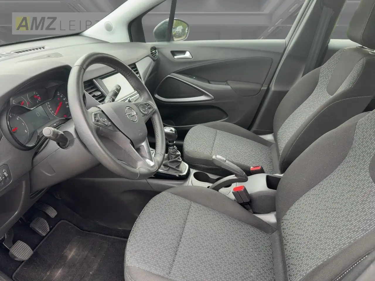 Opel Crossland 1.2 Turbo Enjoy *HU/AU neu* — Galería del vehículo 10