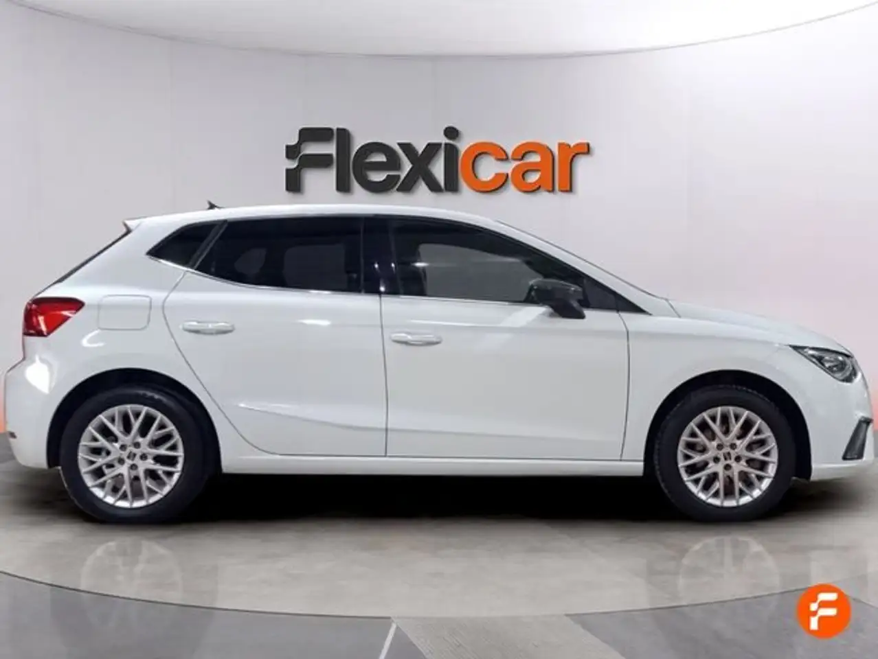 SEAT Ibiza 1.0 TSI S&S Special Edition 115 — Vehicle gallery 5