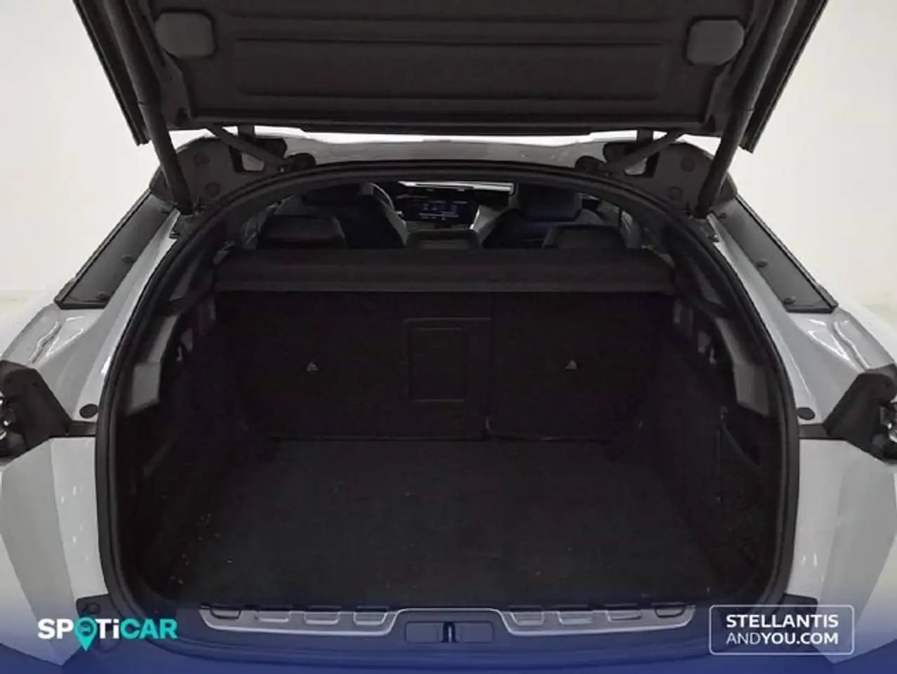 Peugeot 408 PureTech 130 GT EAT8 — معرض صور السيارة 6