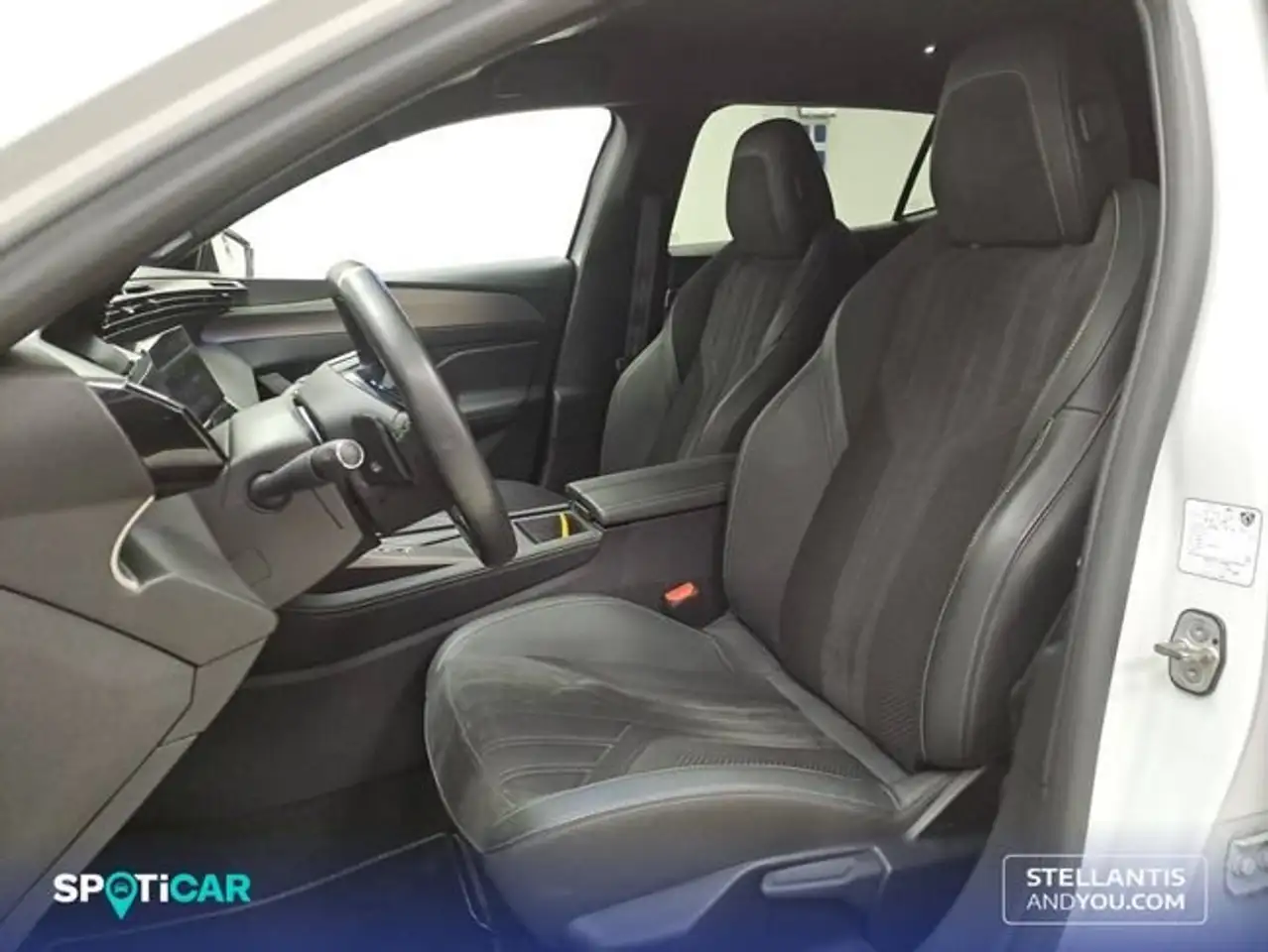 Peugeot 408 PureTech 130 GT EAT8 — معرض صور السيارة 9