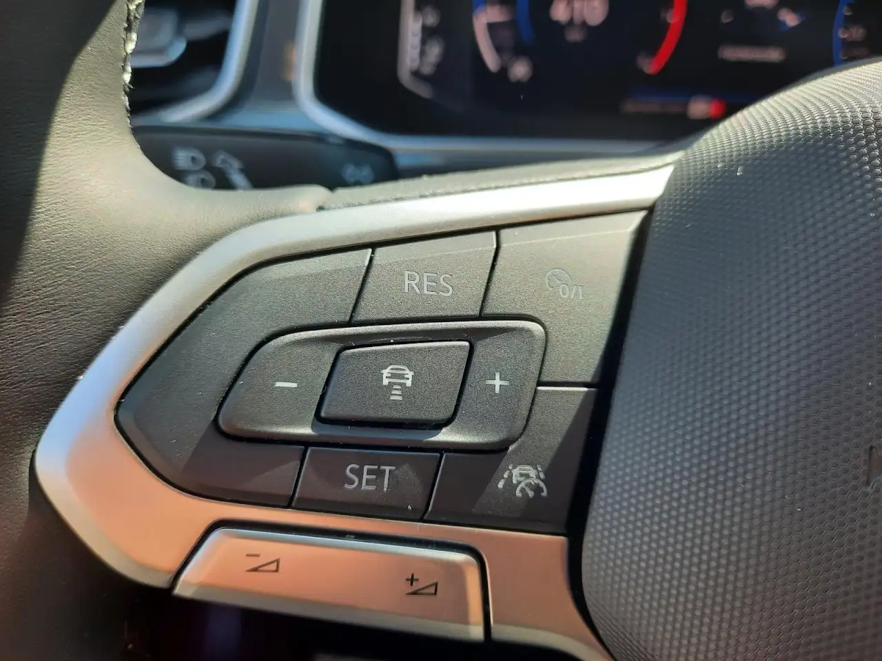 Volkswagen T-Roc Style ACC Kamera Sitzheizung Navi LED uvm. Klima — معرض صور السيارة 13