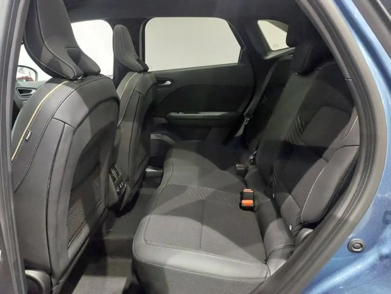 Renault Symbioz E-TECH Full Hybrid Iconic 105kW Iconic — Galería del vehículo 19