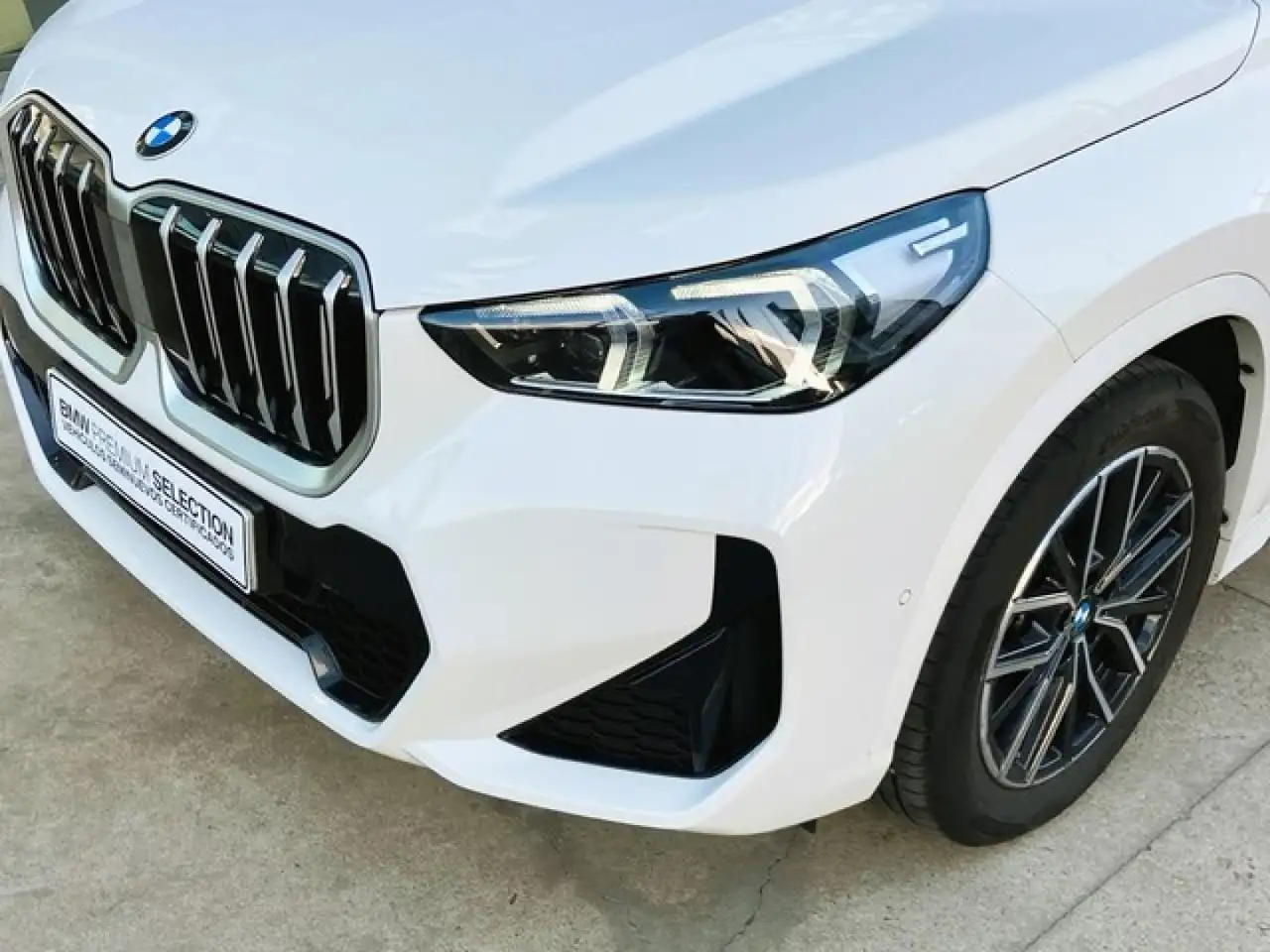 BMW X1 sDrive 20dA — Vehicle gallery 12