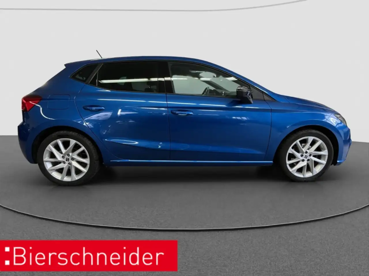 SEAT Ibiza 1.0 TSI DSG FR ALCANTARA NAVI REAR VIEW SHZ — Galería del vehículo 9