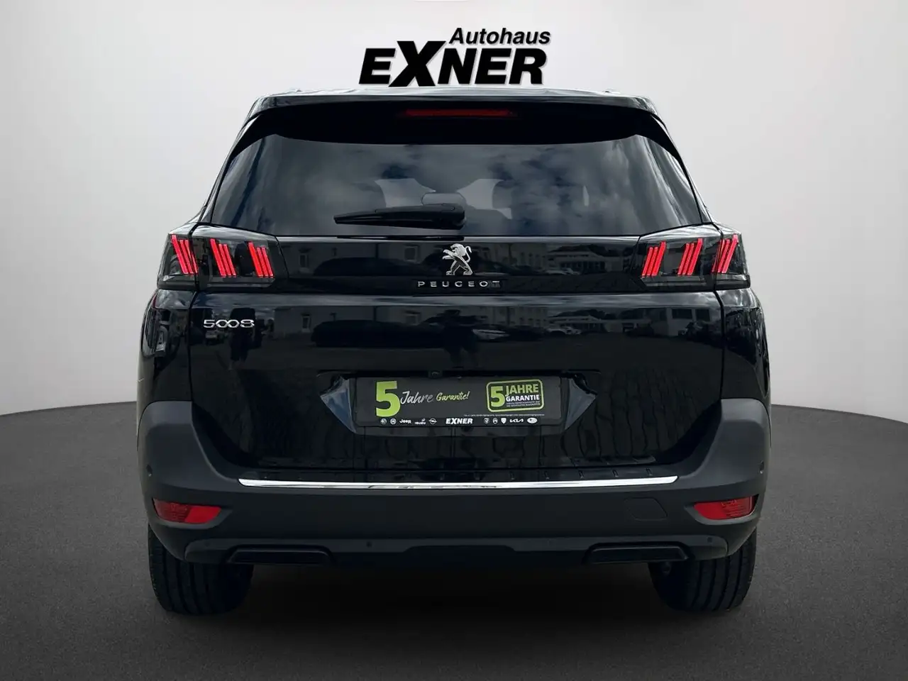Peugeot 5008 1.2 PureTech 130 ALLURE LED+Navi+SHZ+360+LM — معرض صور السيارة 5
