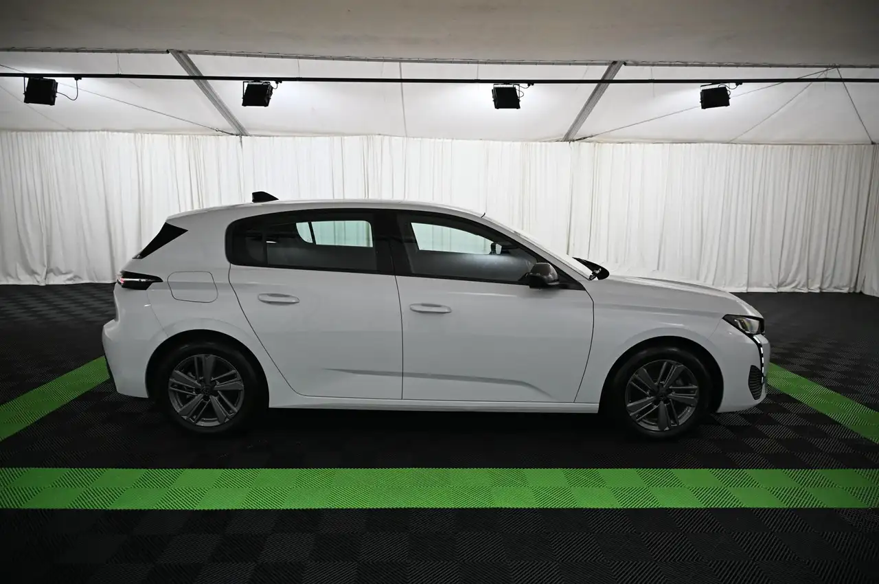 Peugeot 308 1.2 130 e-THP EAT8 Active-Pack LED/CAR-PLAY/ 16 — Vehicle gallery 8