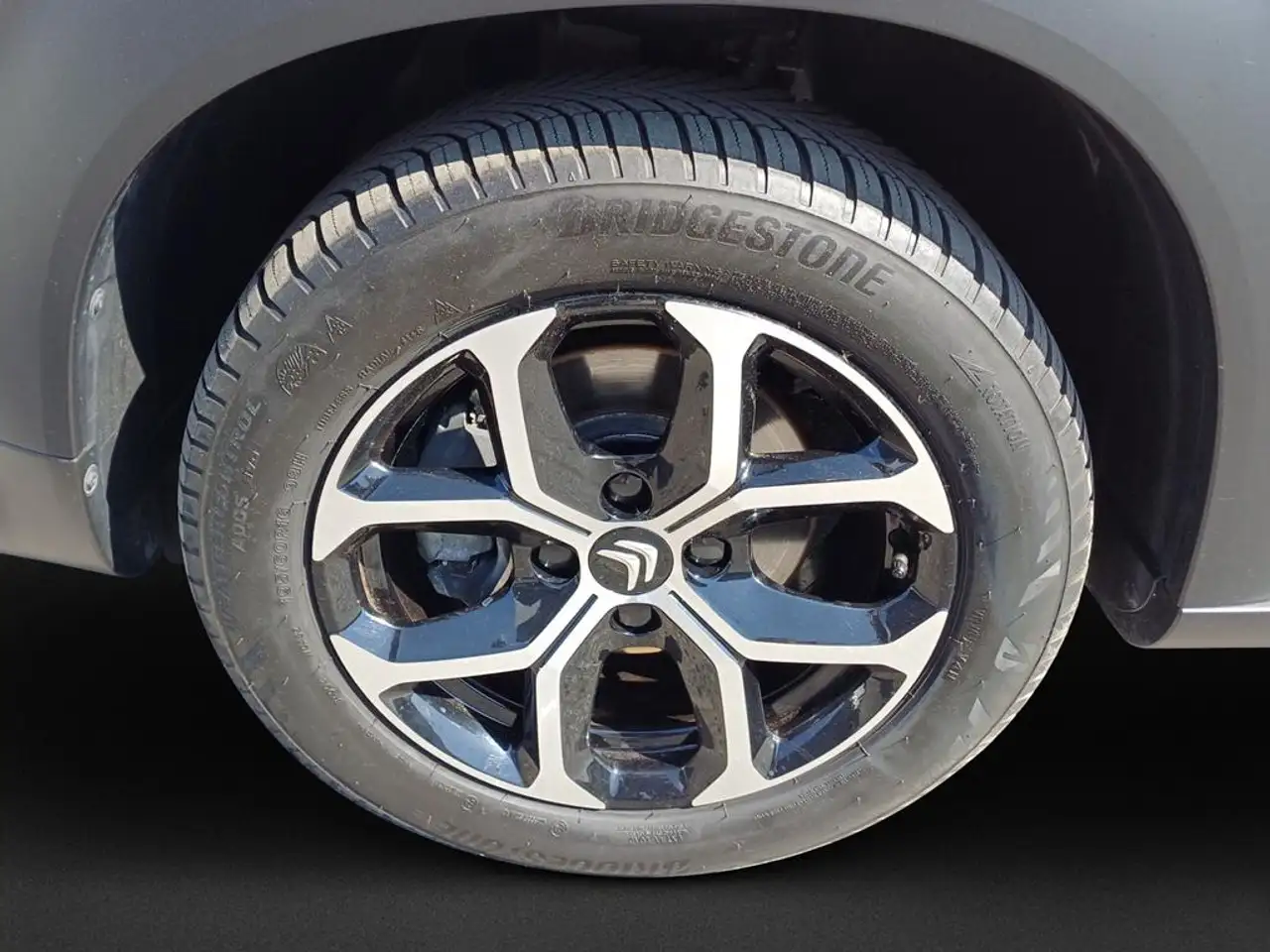 Citroen C3 Aircross PureTech 110 S&S Shine — Vehicle gallery 10