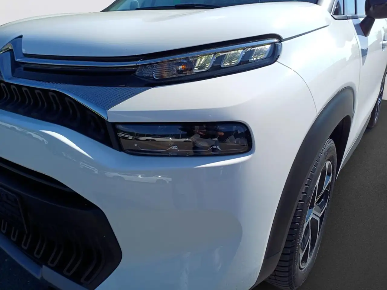 Citroen C3 Aircross PureTech 110 S&S Shine — Vehicle gallery 11