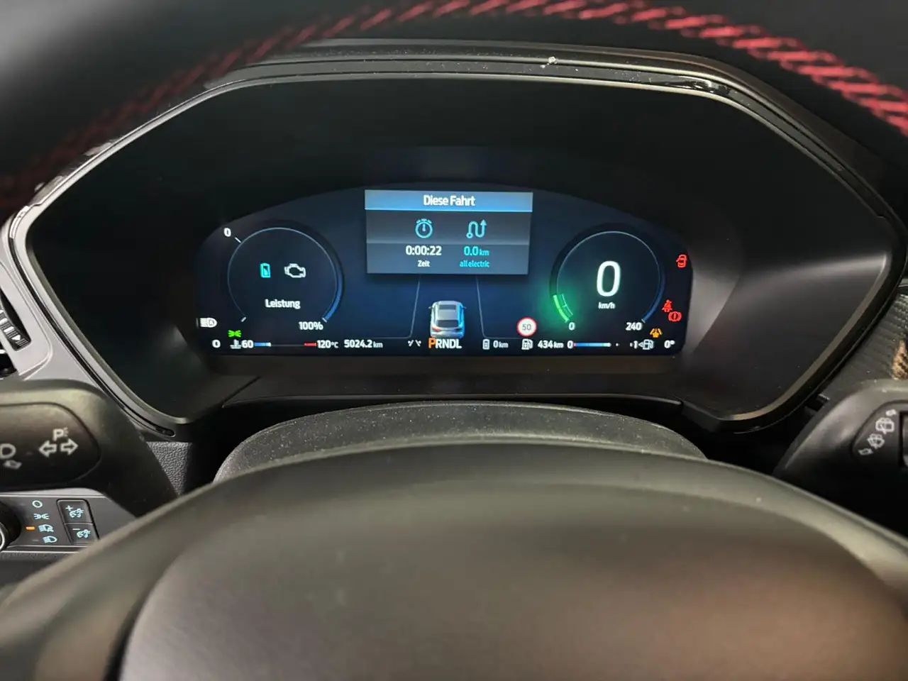 Ford Kuga Plug-In Hybrid ST-Line X Head-up-Display/AHK abneh — Vehicle gallery 20