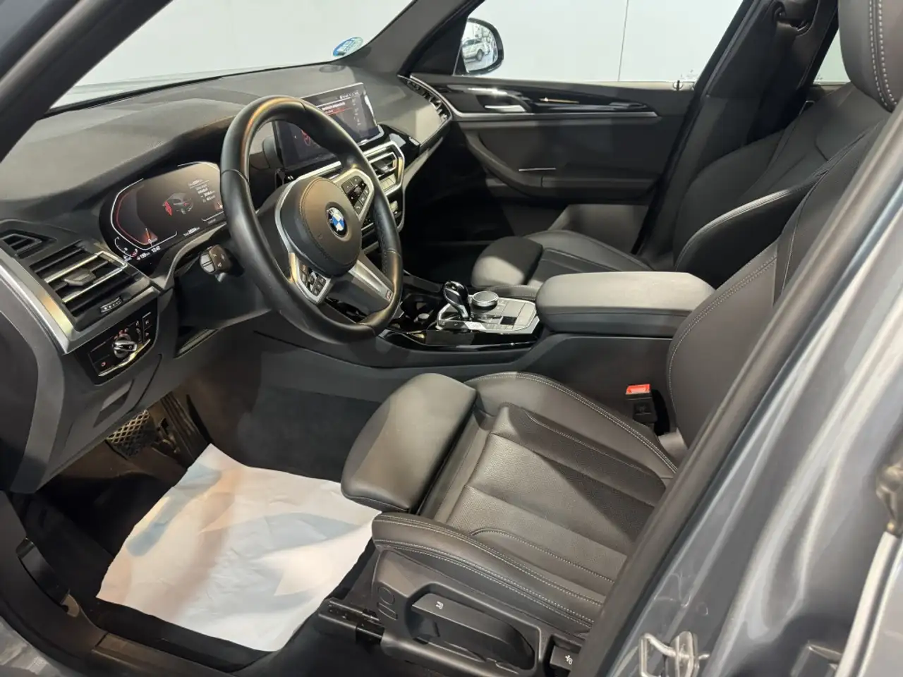 BMW X3 xDrive 20dA xLine M Sport — معرض صور السيارة 21