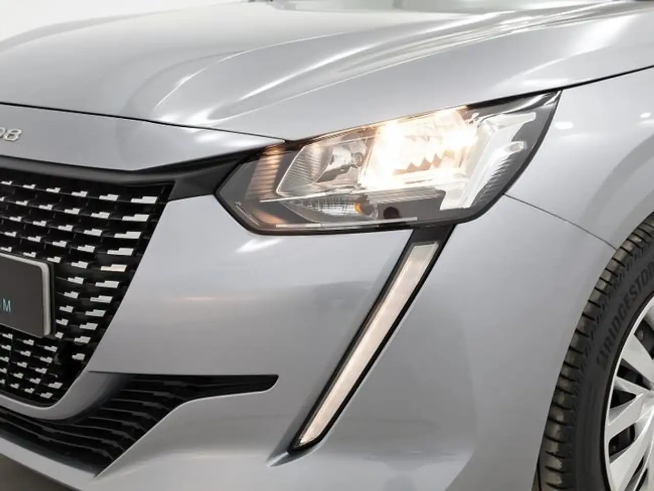 Peugeot 208 1.2 Puretech S&S Active 75 — معرض صور السيارة 30