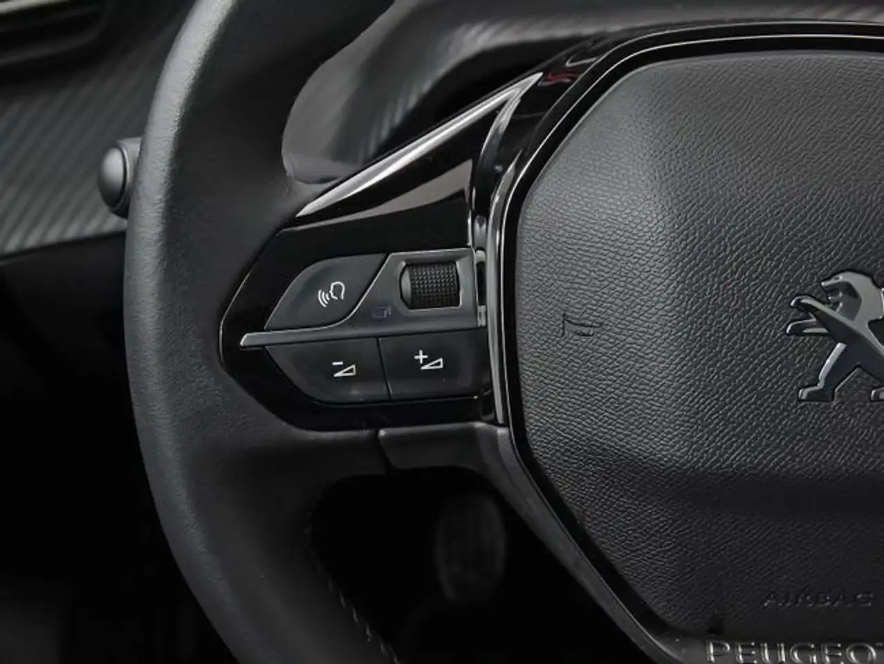 Peugeot 208 1.2 Puretech S&S Active 75 — معرض صور السيارة 19