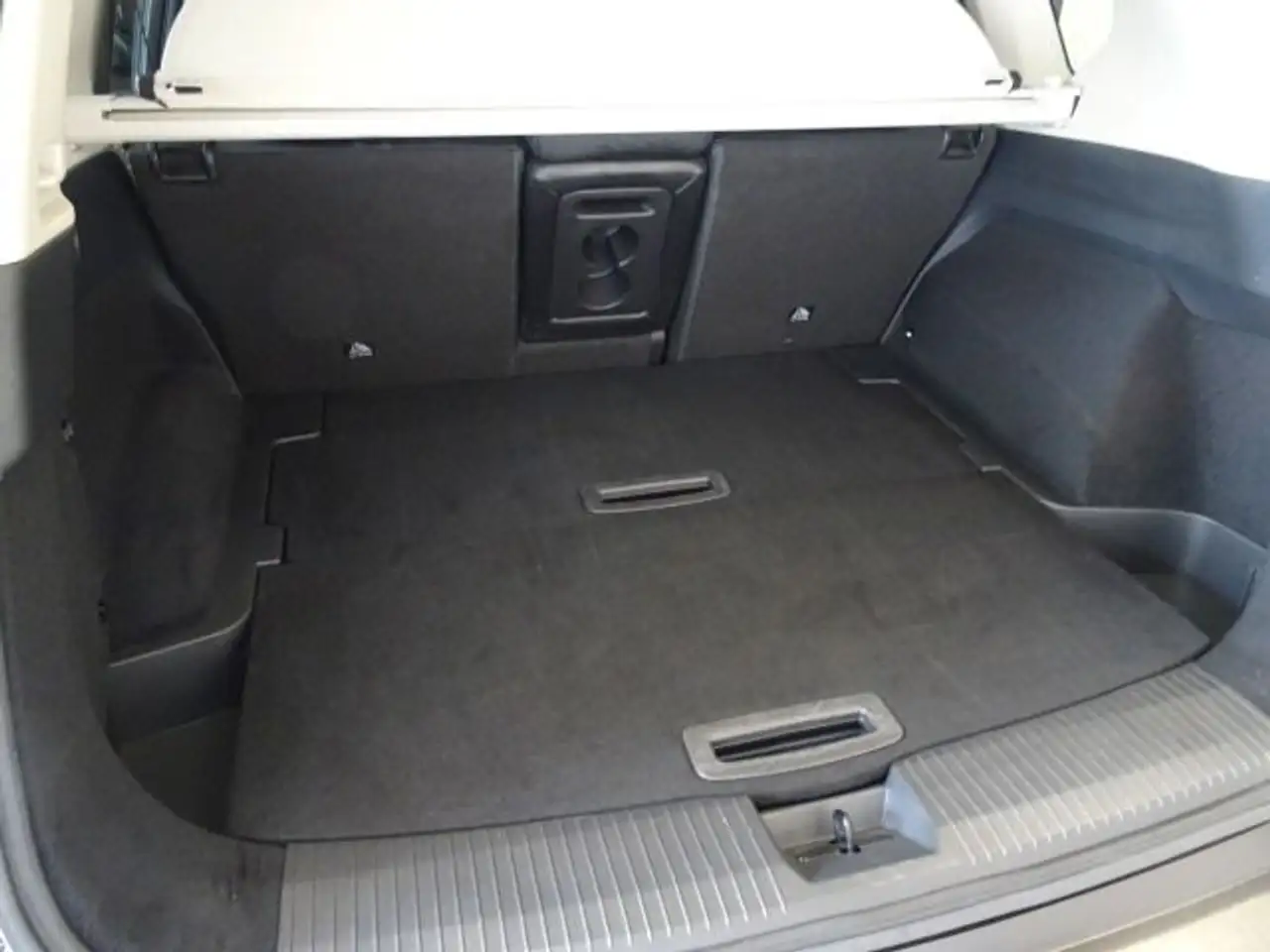 Nissan X-Trail 1.5 VC-T e-Power Tekna e-Power — Vehicle gallery 11
